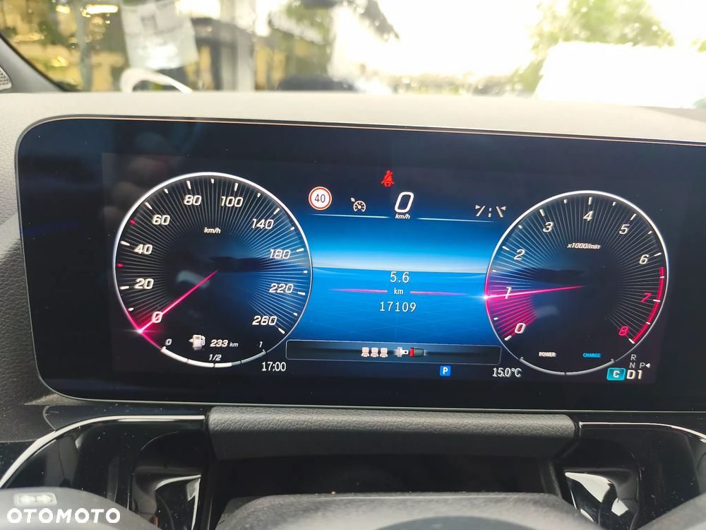 Mercedes-Benz GLA 200 AMG Line - 7