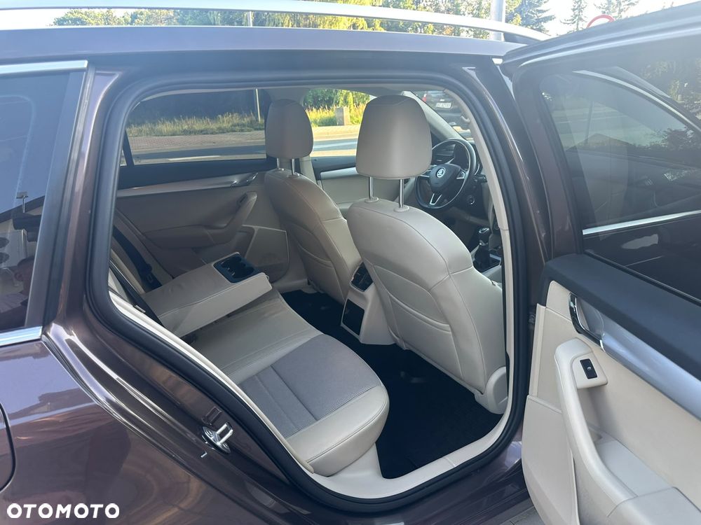 Skoda Octavia 1.4 TSI Style - 16