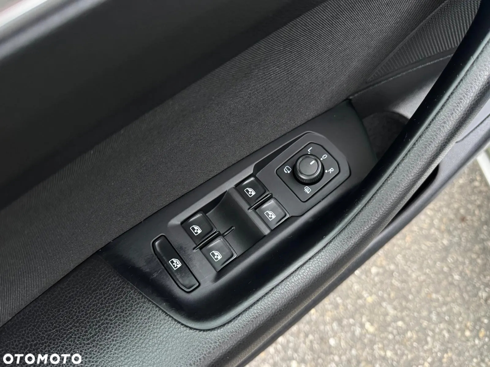 Volkswagen Passat Variant 1.8 TSI (BlueMotion Technology) DSG Comfortline - 33