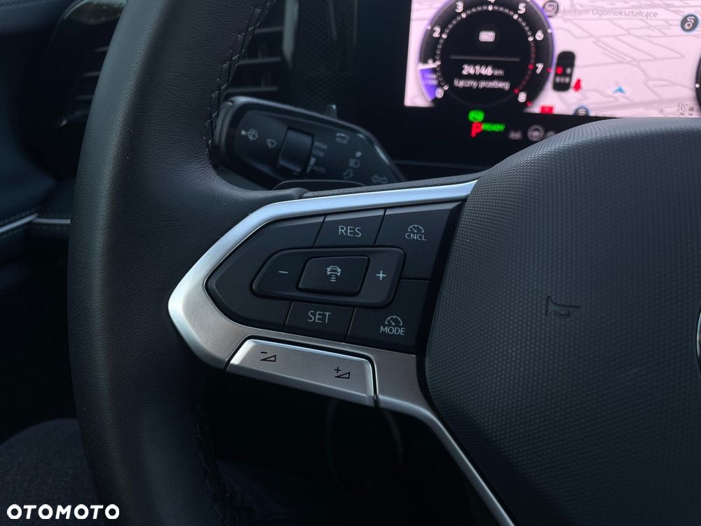 Volkswagen Passat Variant 1.5 TSI ACT mHEV Business DSG - 23