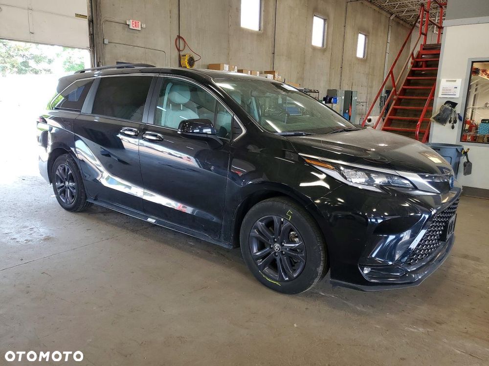 Toyota Sienna