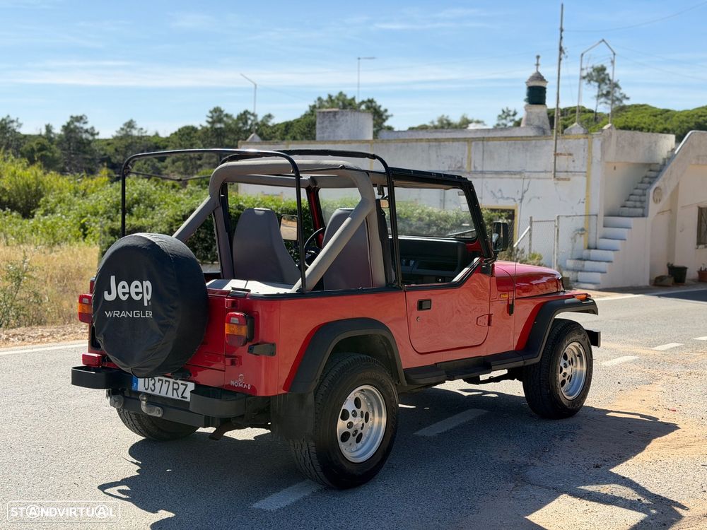 Jeep Wrangler - 4