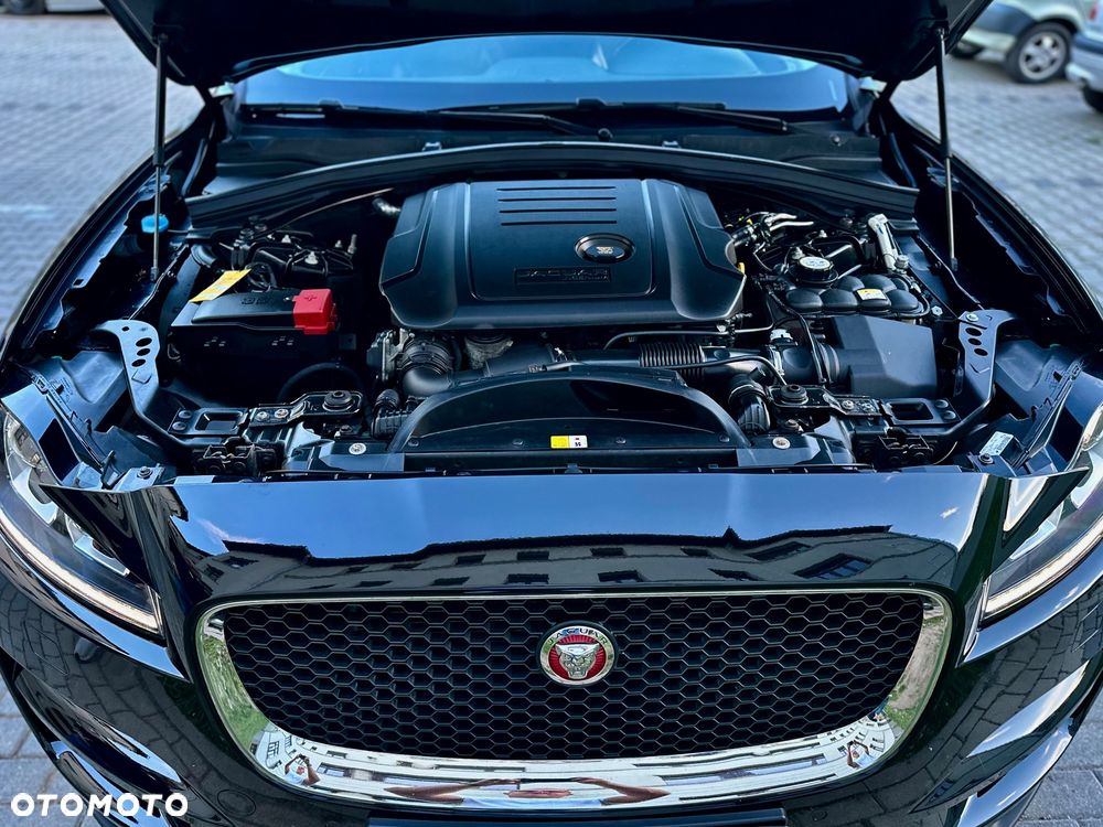 Jaguar F-Pace 20d AWD Prestige - 20