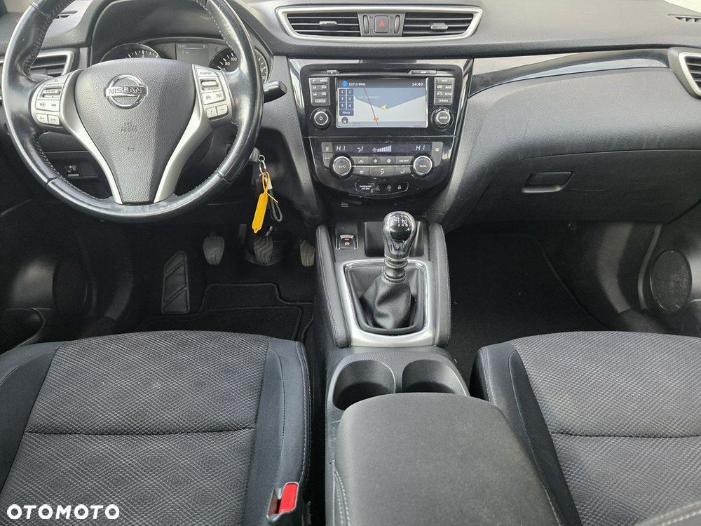 Nissan Qashqai - 12