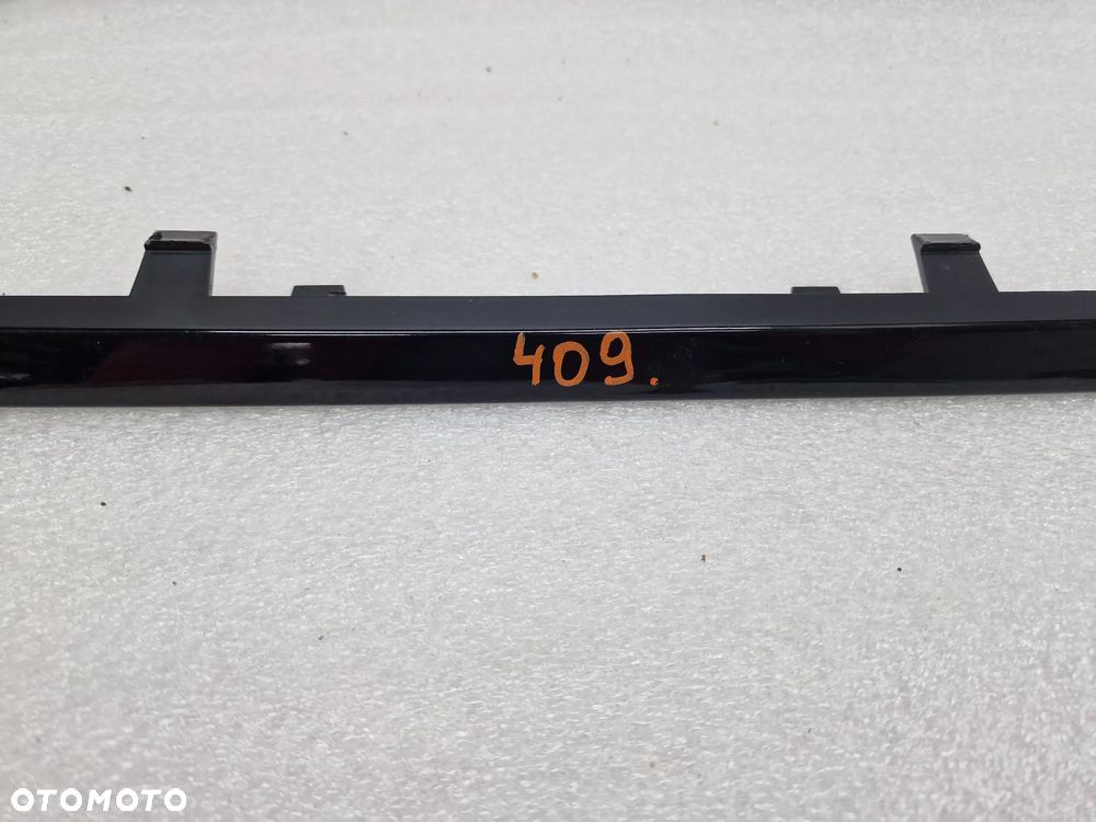 AUDI Q3 83A S-LINE 18- LISTWA / KRATKA / DEKOR ZDERZAKA PRZEDNIEGO PRZÓD , NR 83A807663 , NR AUKCJI KR409 - 2