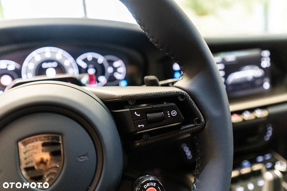 Porsche 911 Turbo S - 16