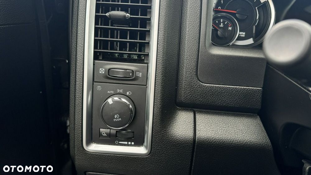 Dodge RAM - 23