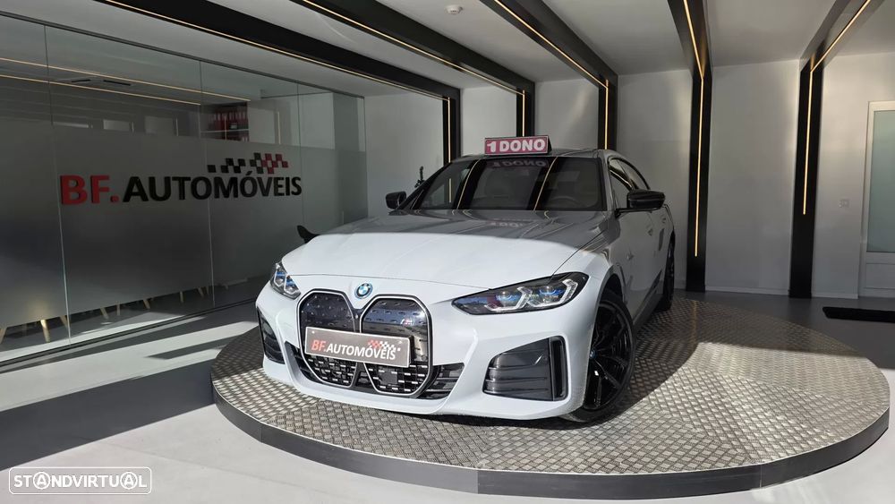 BMW i4 eDrive40 Pack Desportivo M - 17
