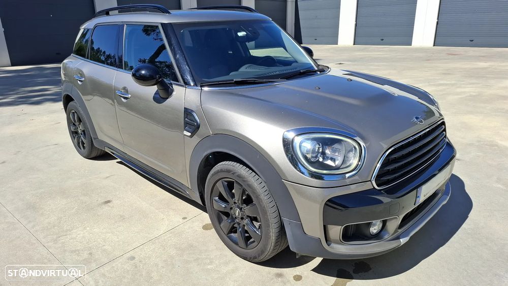 MINI Countryman One D - 11