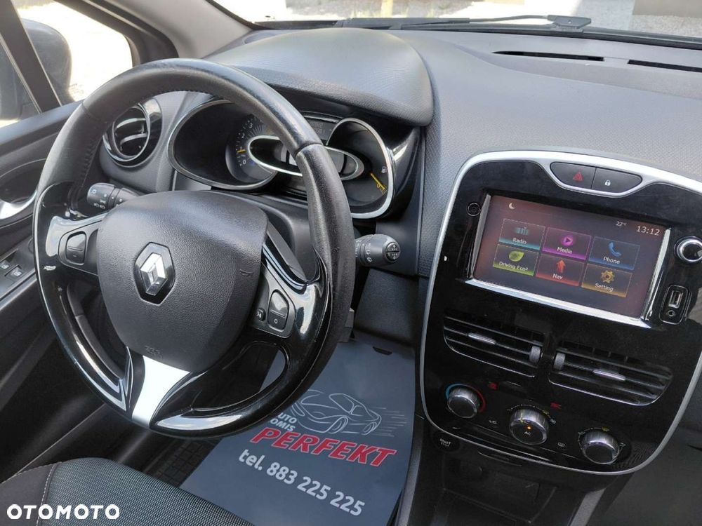 Renault Clio - 21