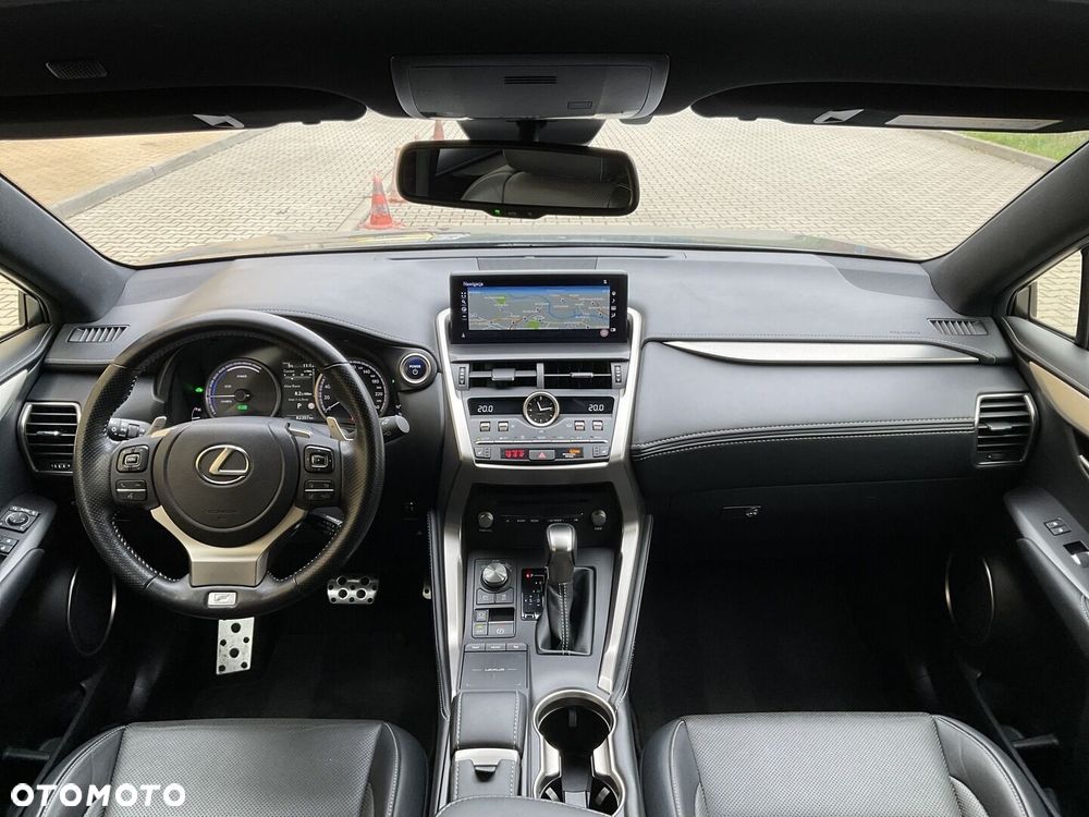 Lexus NX 300h F Sport Edition AWD - 9