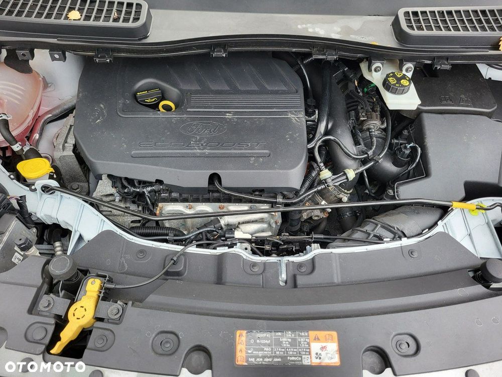 Ford Kuga - 38