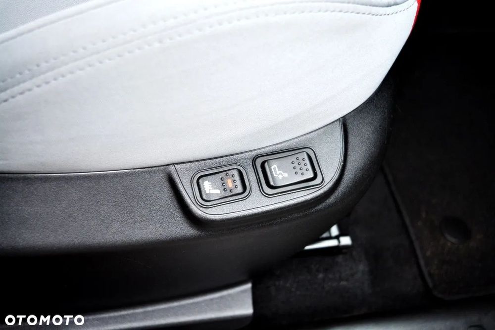 Fiat 500L 1.4 16V Easy - 6