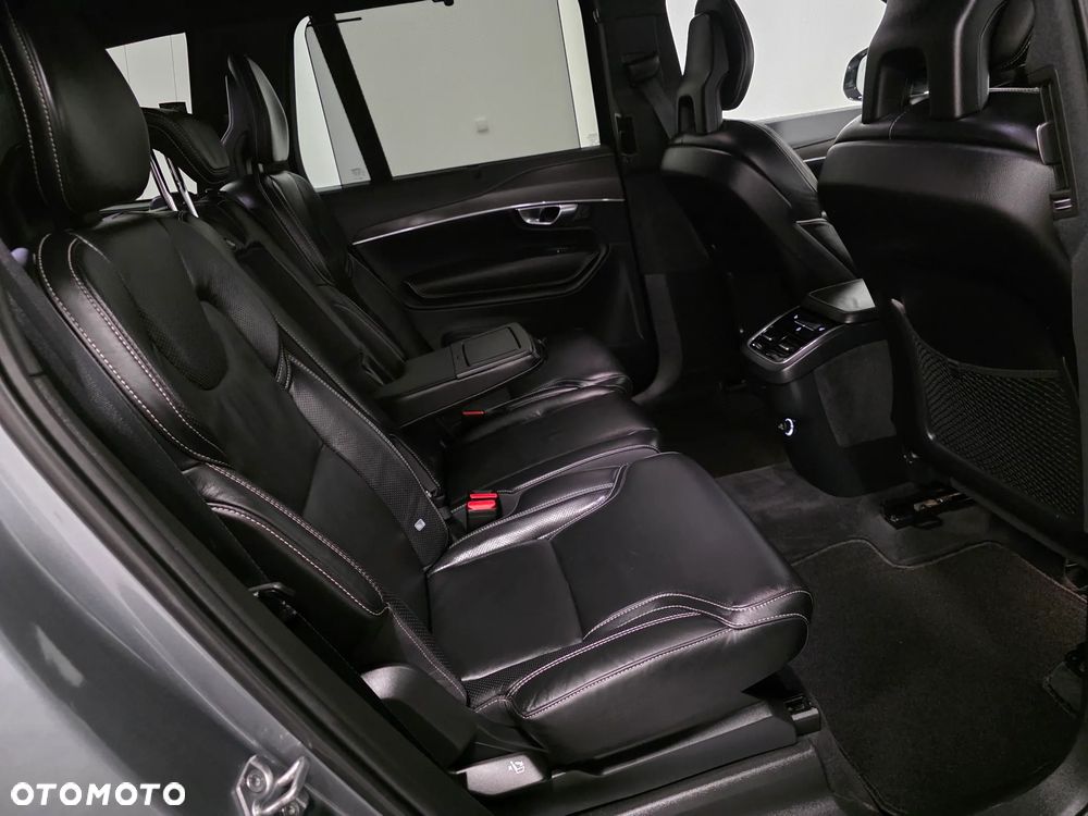 Volvo XC 90 D5 AWD R-Design - 17