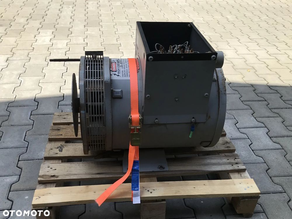 PRĄDNICA GENERATOR MAGNAPLUS 283PSL1706 31kVA 1800RPM - 6