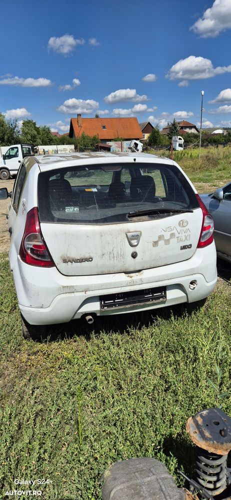 Dezmembram Dacia Sandero 1.5 DCI an fabricatie 2011 - 2