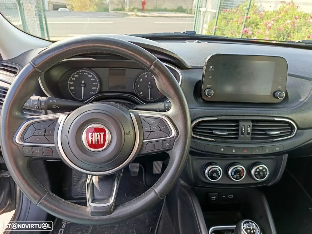 Fiat Tipo Station Wagon 1.0 GSE T3 City Life - 21