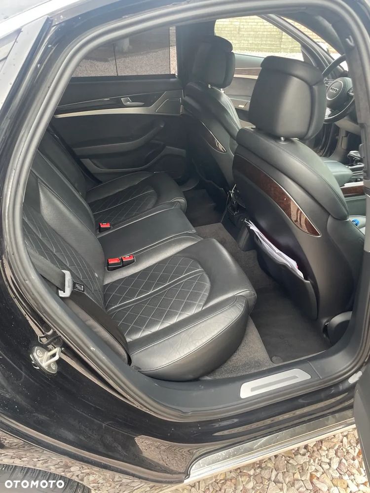 Audi A8 4.2 FSI Quattro - 4