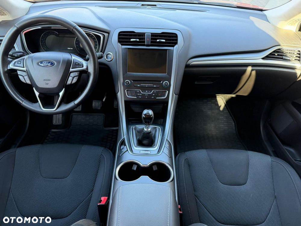 Ford Mondeo 2.0 TDCi Titanium - 18