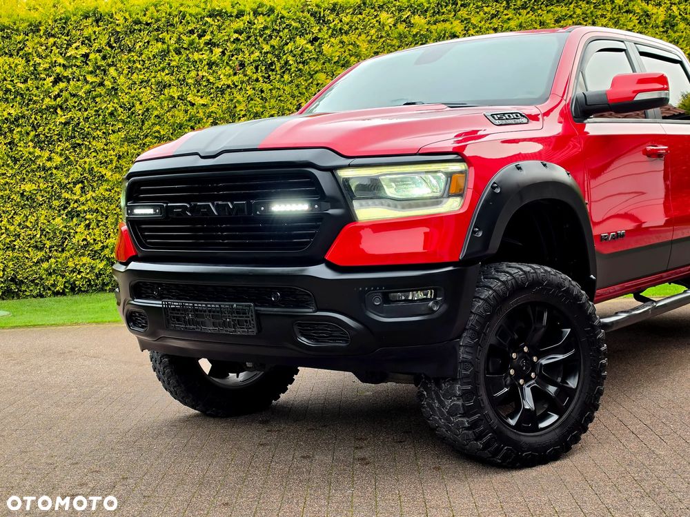 Dodge RAM - 18