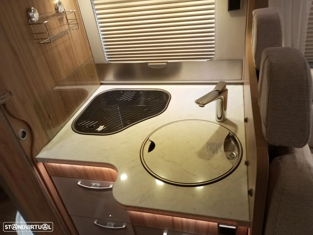 Hymer Classe B B598 - 12