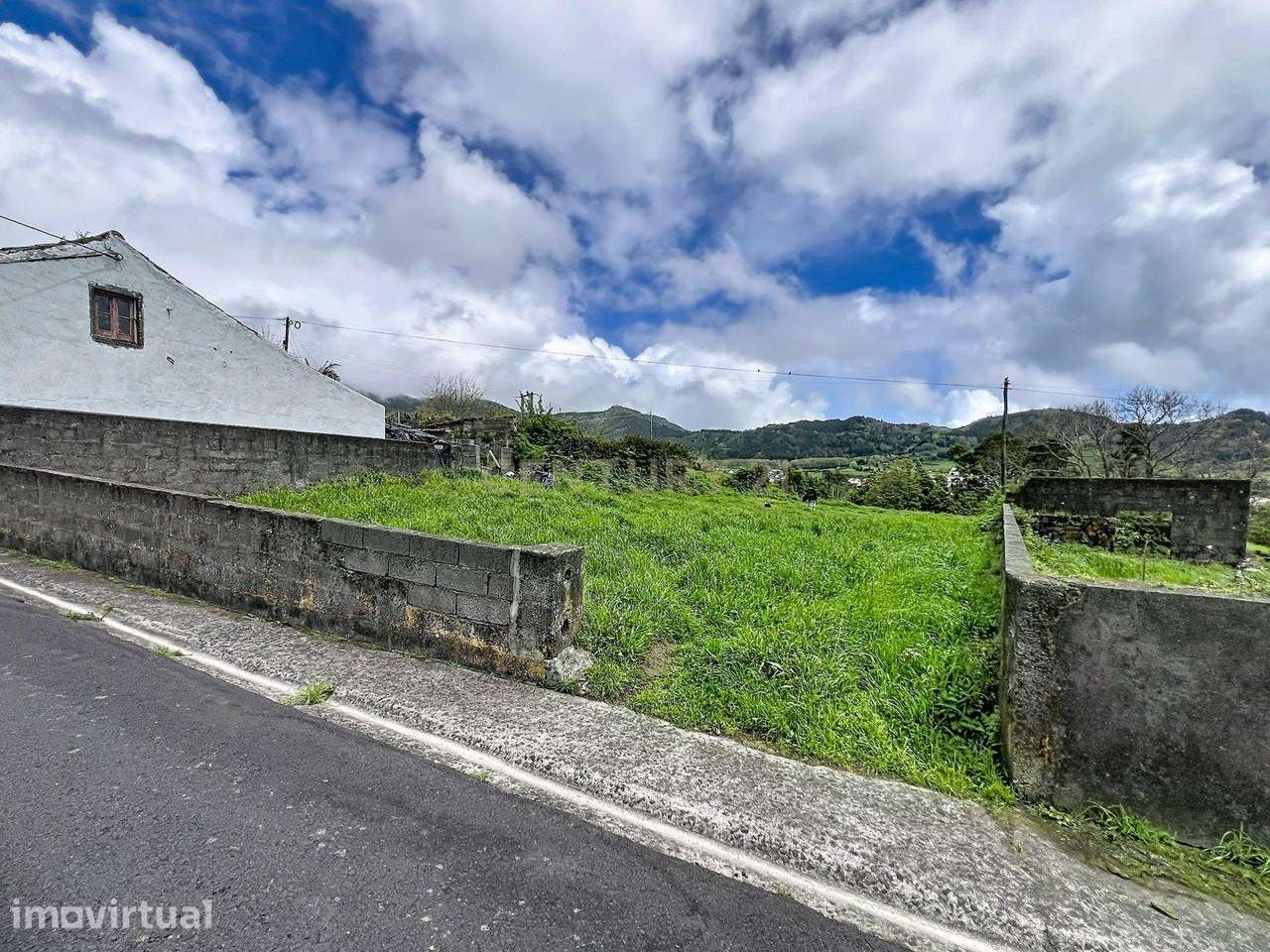 Terreno para Construção com vista para a montanha, perto de comodidade - Grande imagem: 5/11