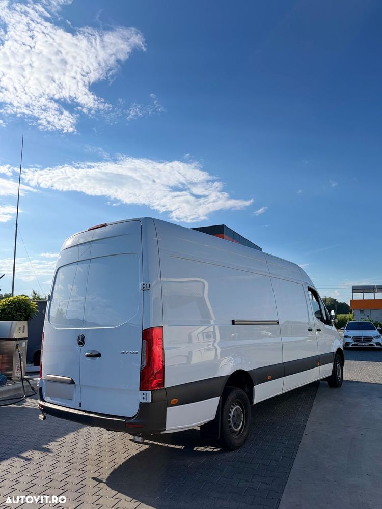 Mercedes-Benz Sprinter - 3