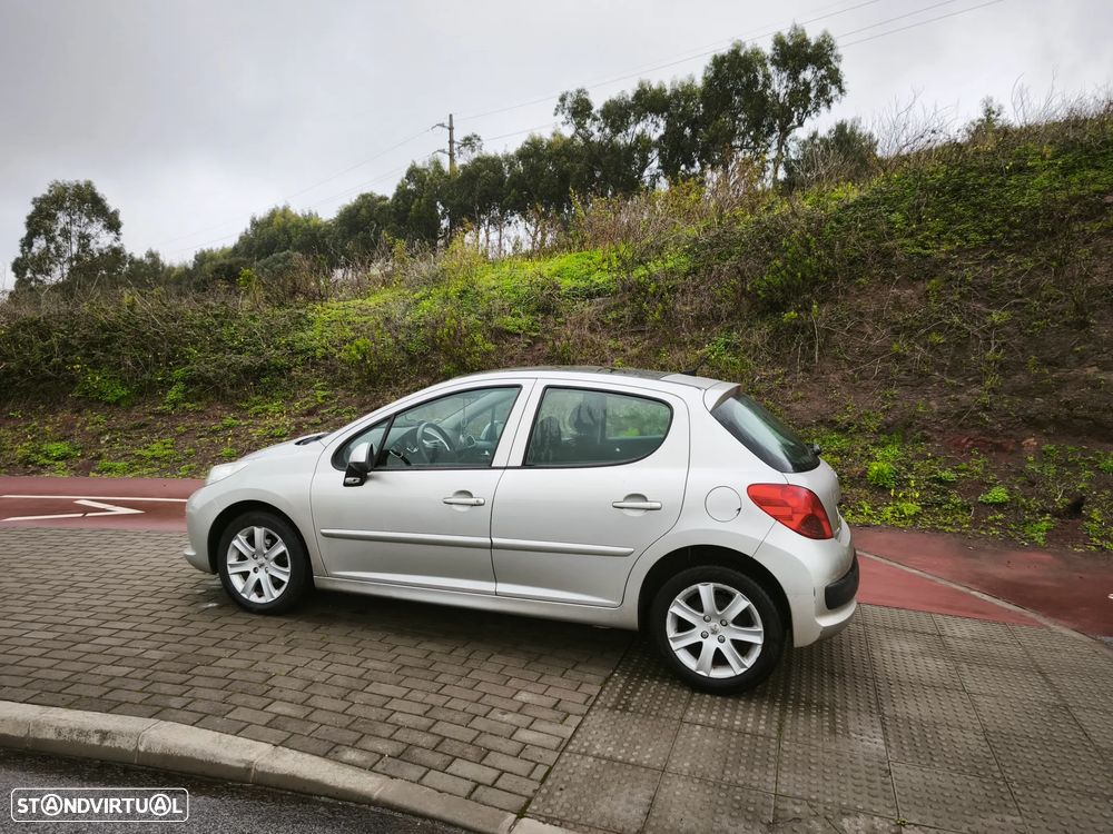 Peugeot 207 1.6 HDi 99g - 5
