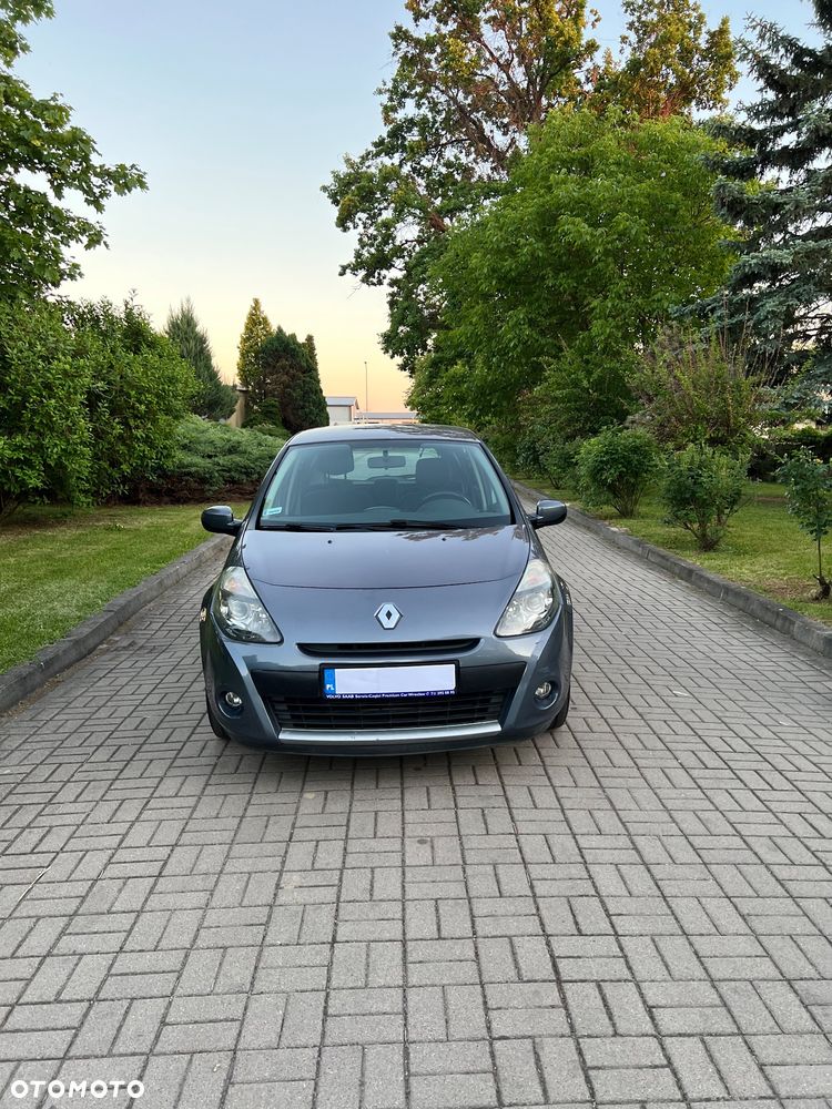 Renault Clio - 2