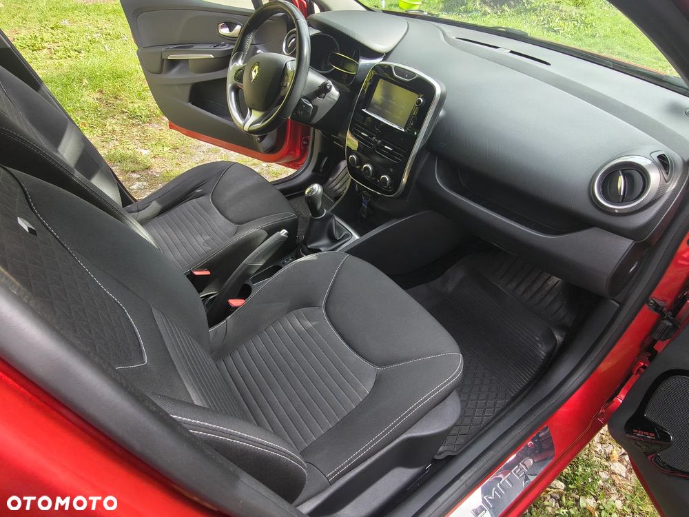 Renault Clio 1.2 16V Limited - 11