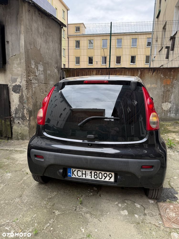 Peugeot 107 1.0 Trendy 2-Tronic - 11