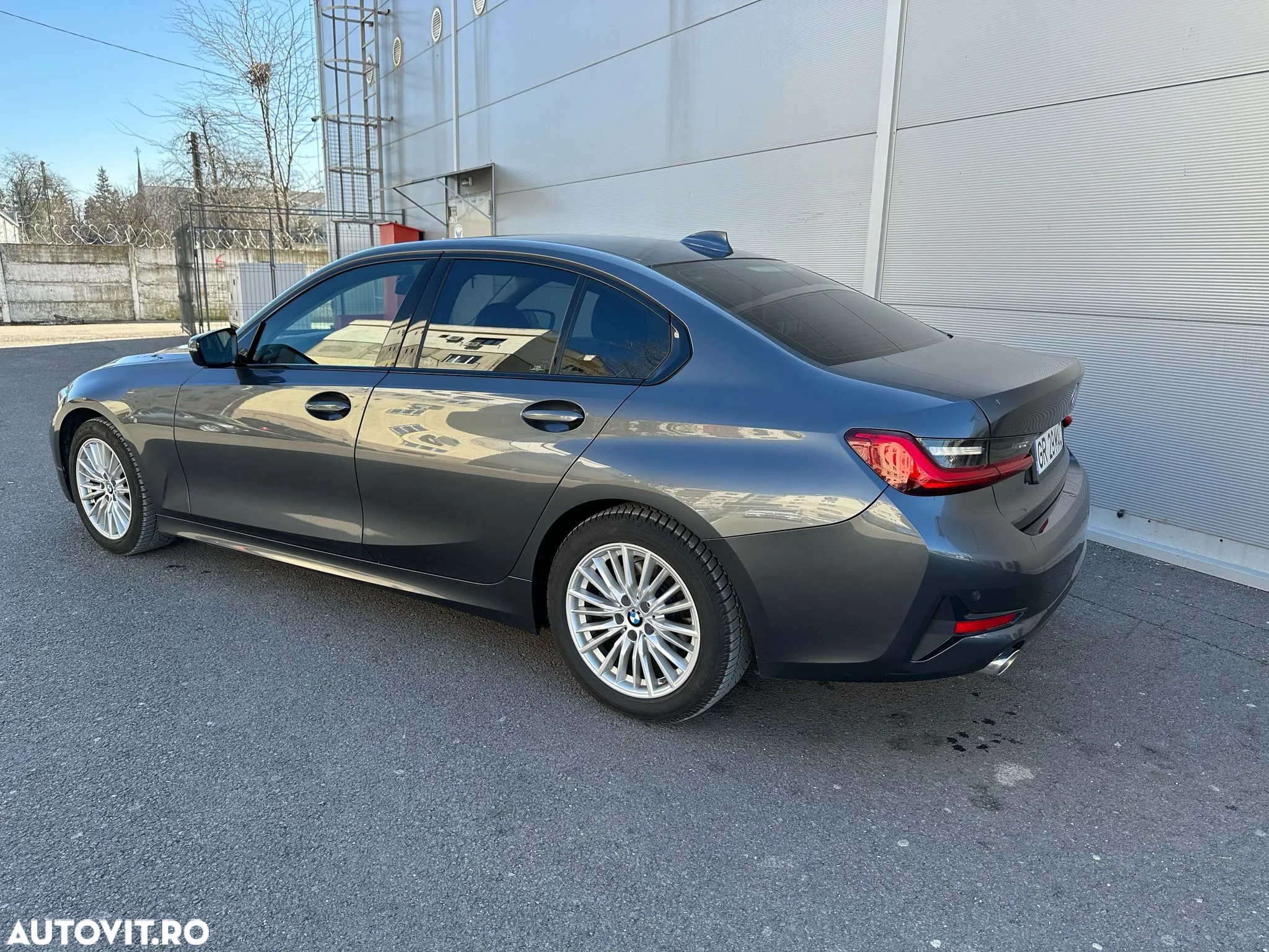 BMW Seria 3 318d Aut. - 4