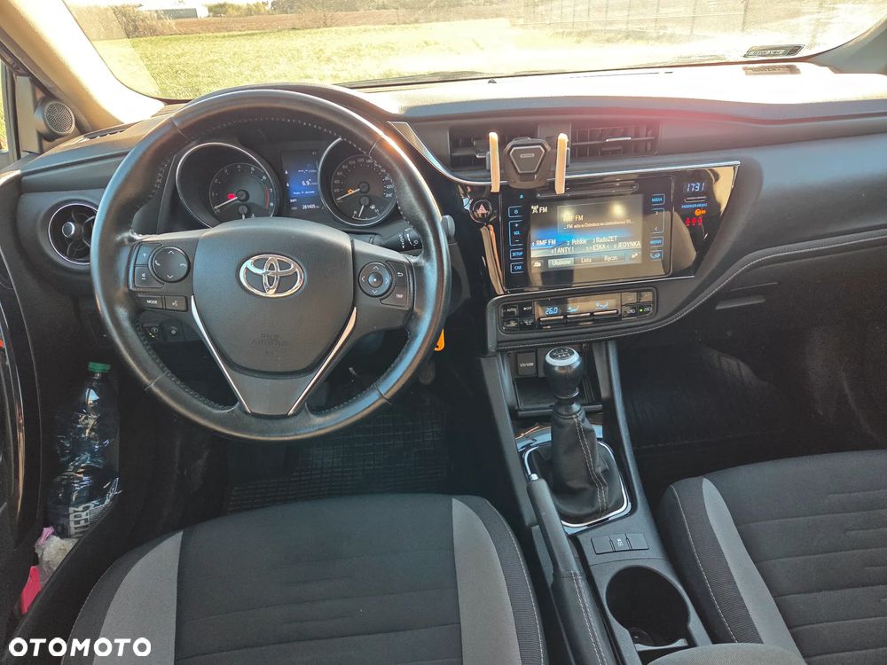 Toyota Auris 1.6 Comfort - 10