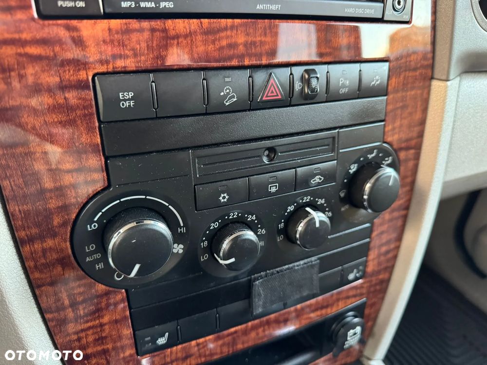 Jeep Commander 3.0 CRD Limited - 40