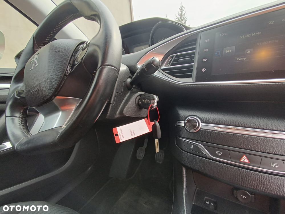 Peugeot 308 1.6 BlueHDi Active S&S - 16