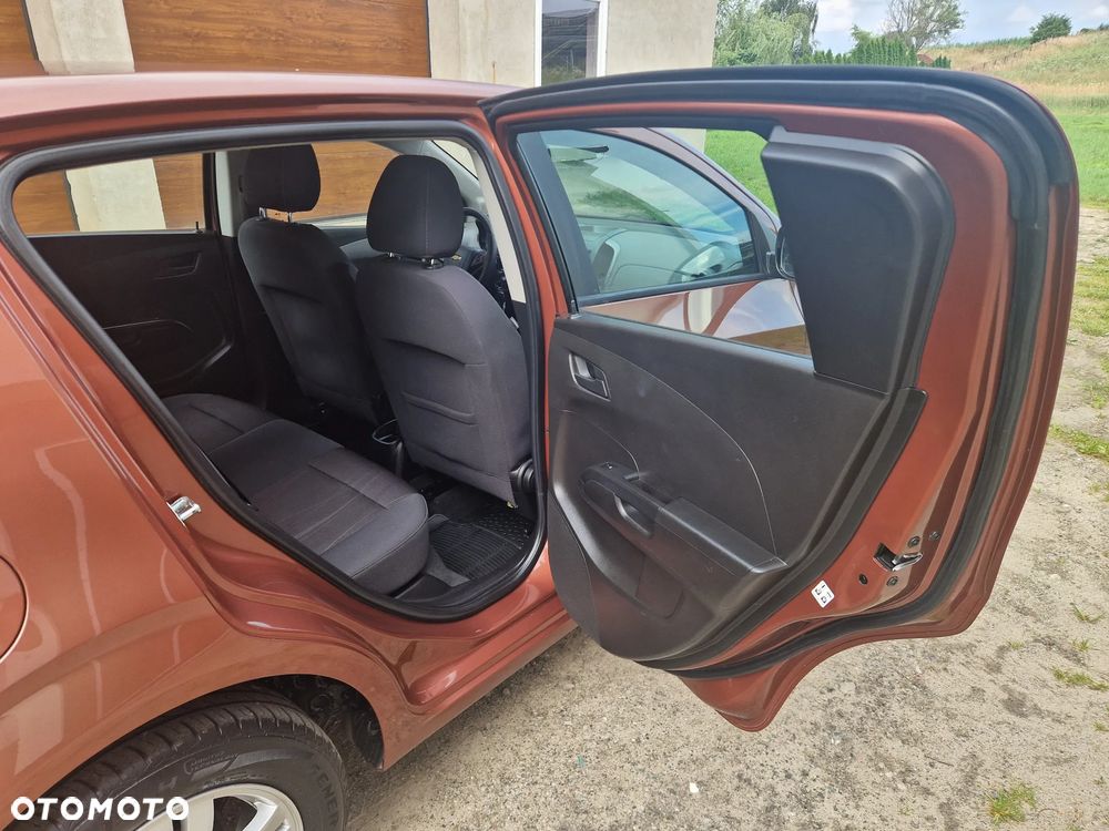 Chevrolet Aveo 1.4 16V LT - 12