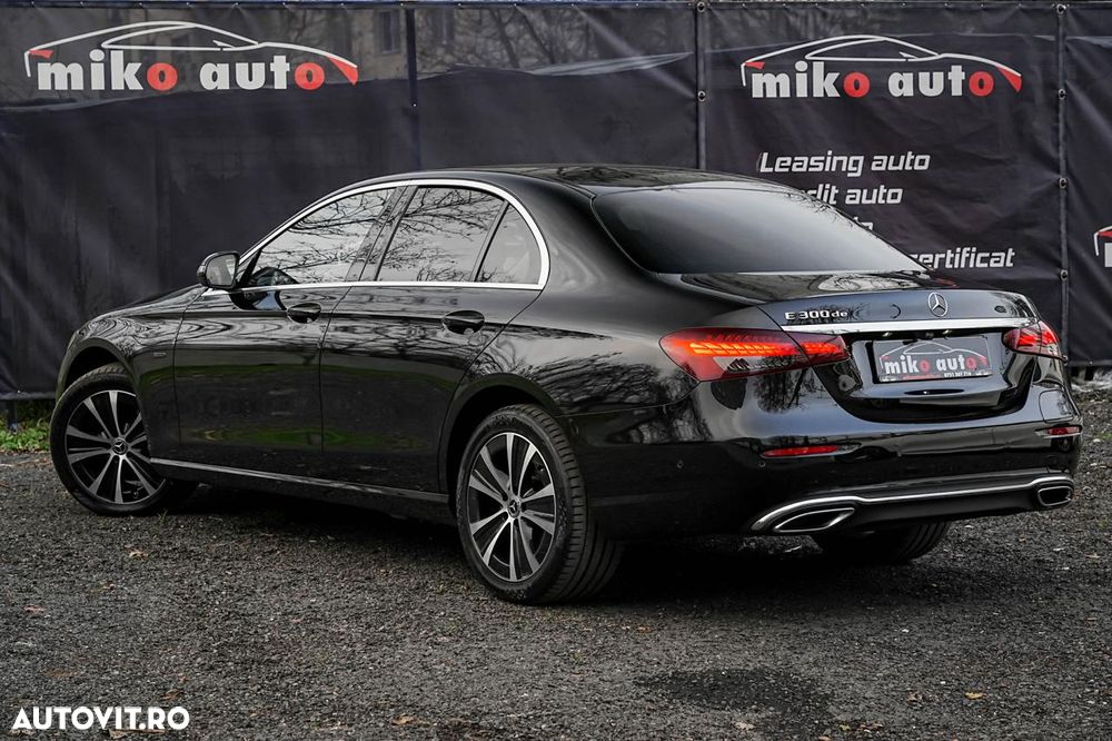 Mercedes-Benz E 300 de 9G-TRONIC Exclusive - 5