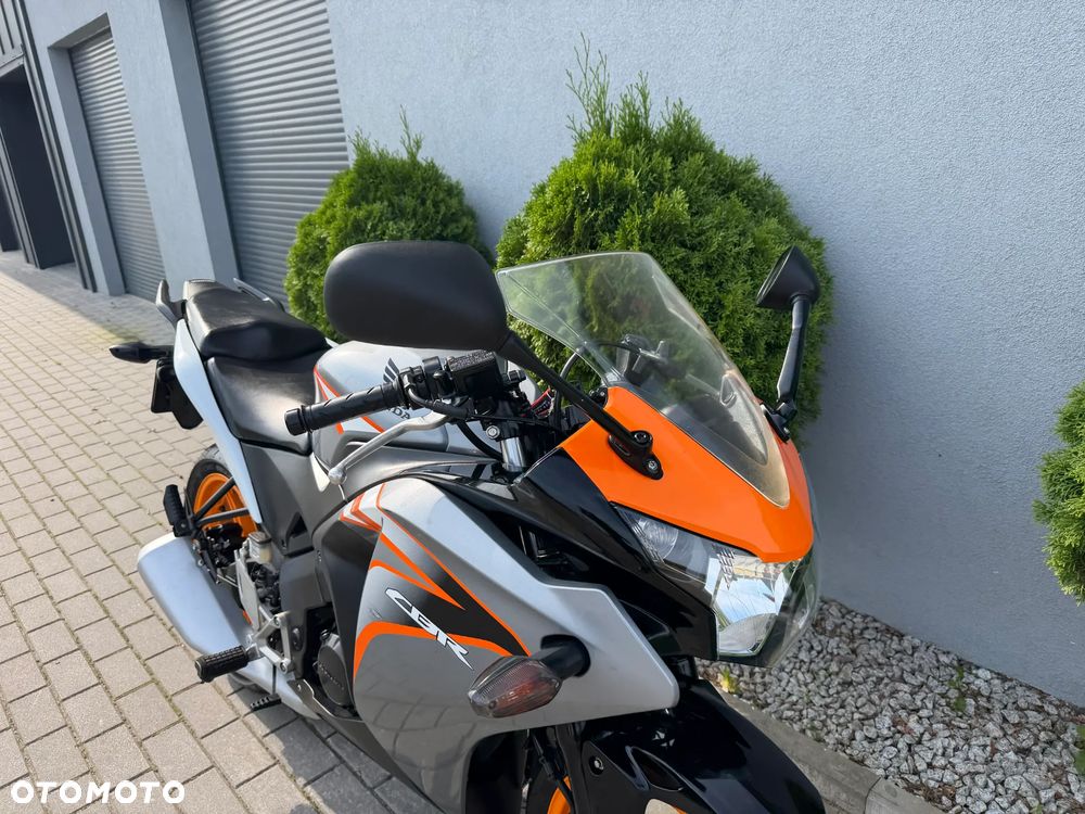 Honda CBR - 8