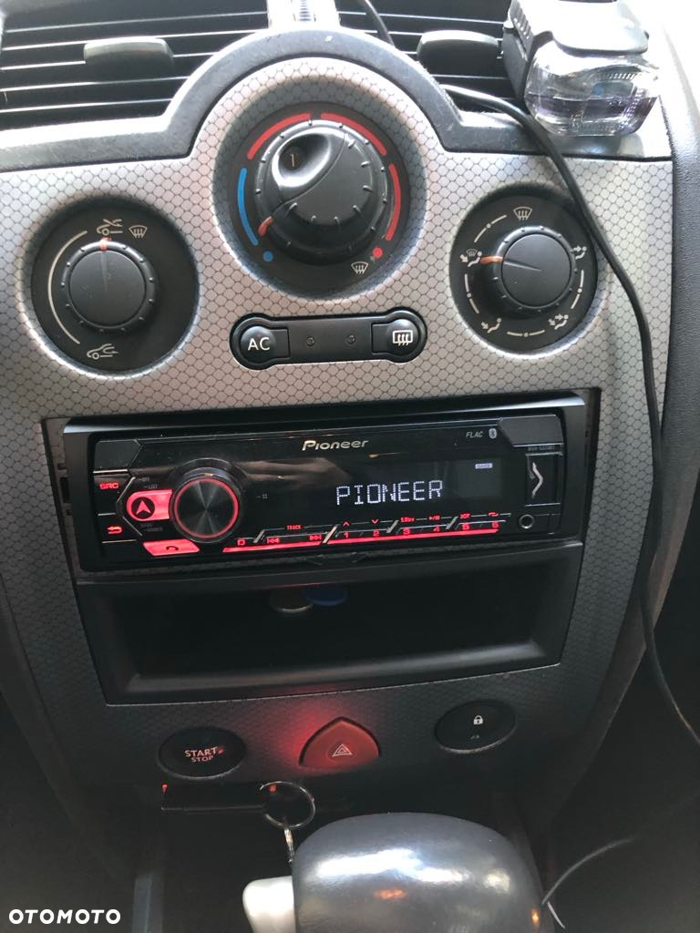 Renault Megane - 18