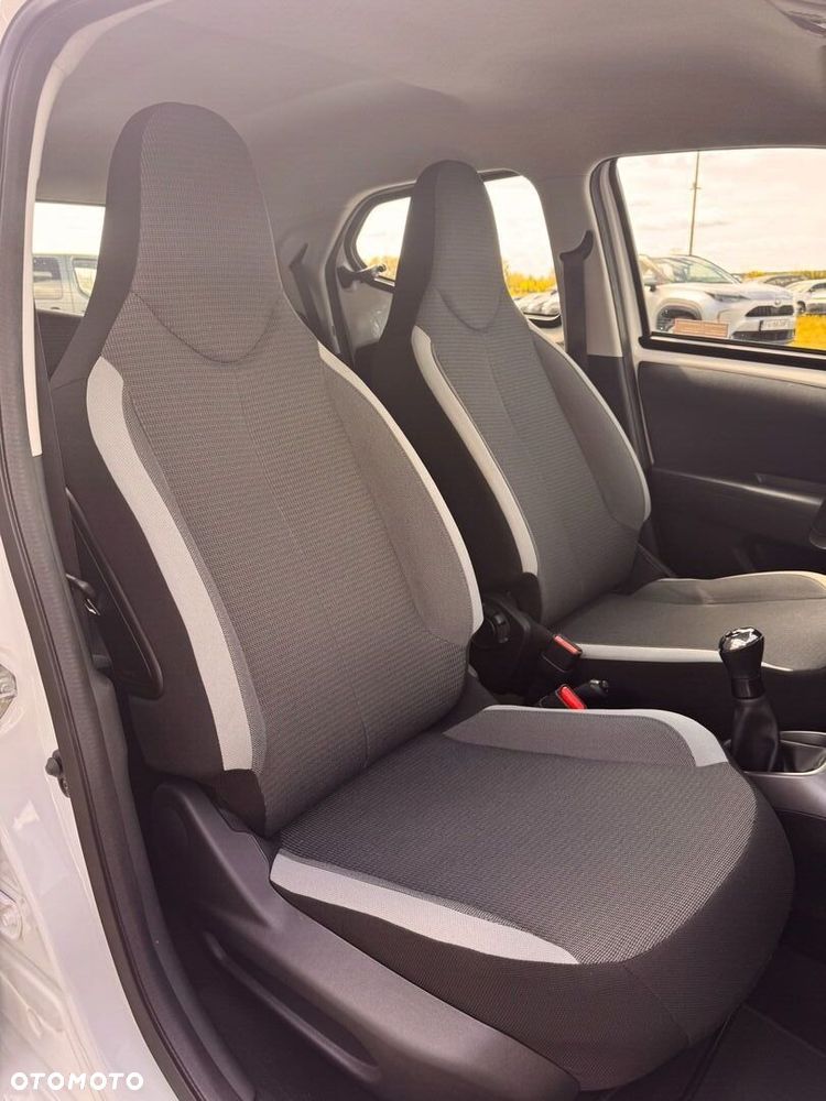Toyota Aygo - 10