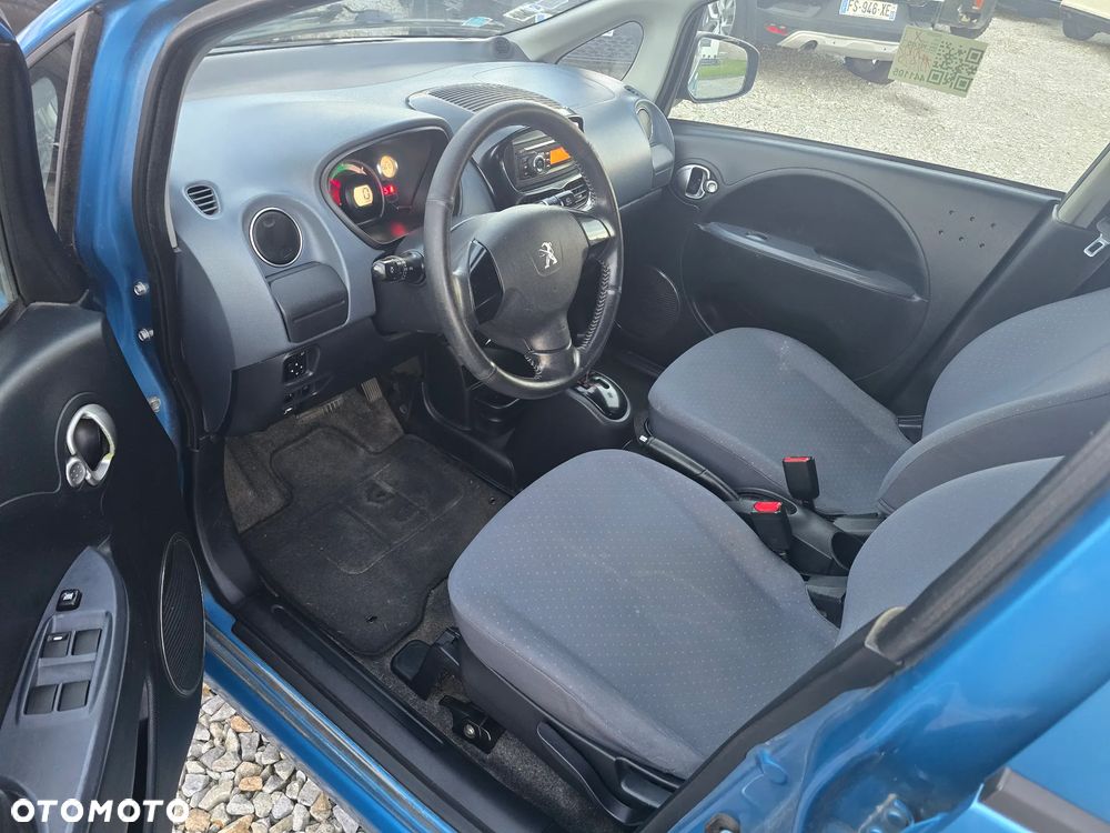 Peugeot iOn - 13