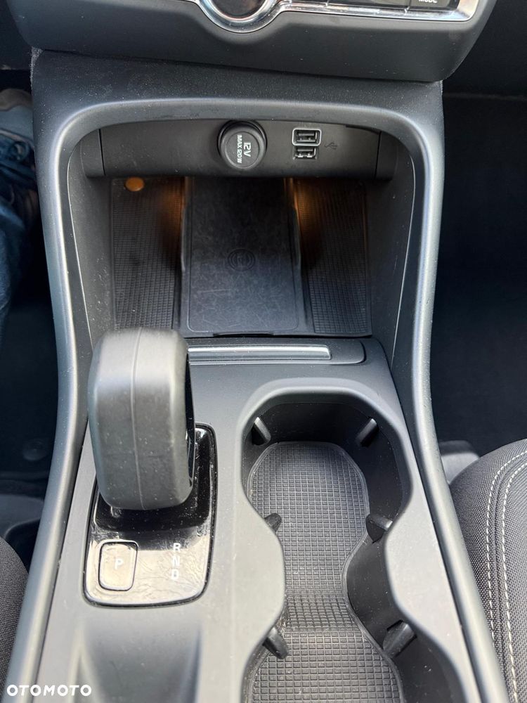 Volvo XC 40 T5 Recharge DKG Essential - 17