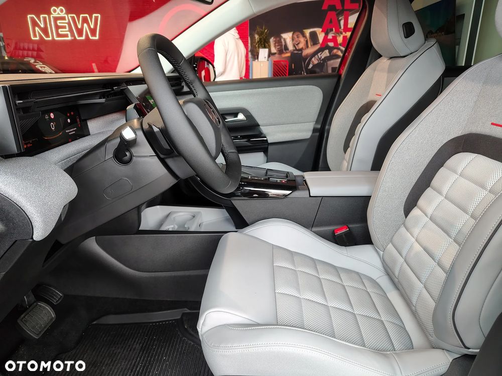 Citroën C5 Aircross 1.2 mHEV Plus eDCT6 - 14