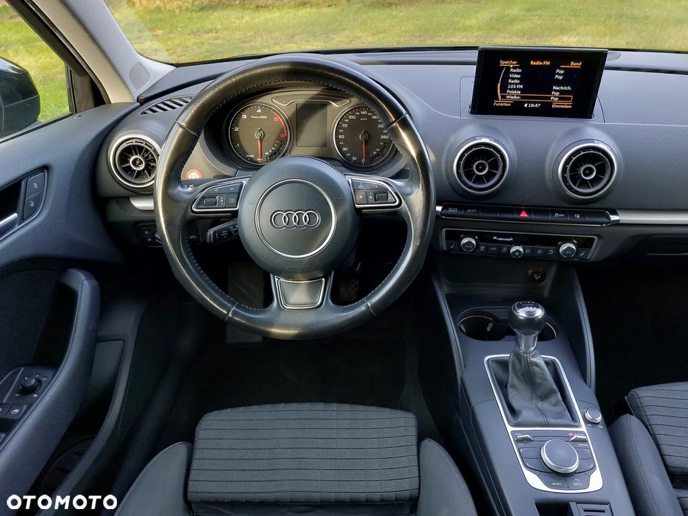 Audi A3 Sportback 1.6 TDI ultra Attraction - 17