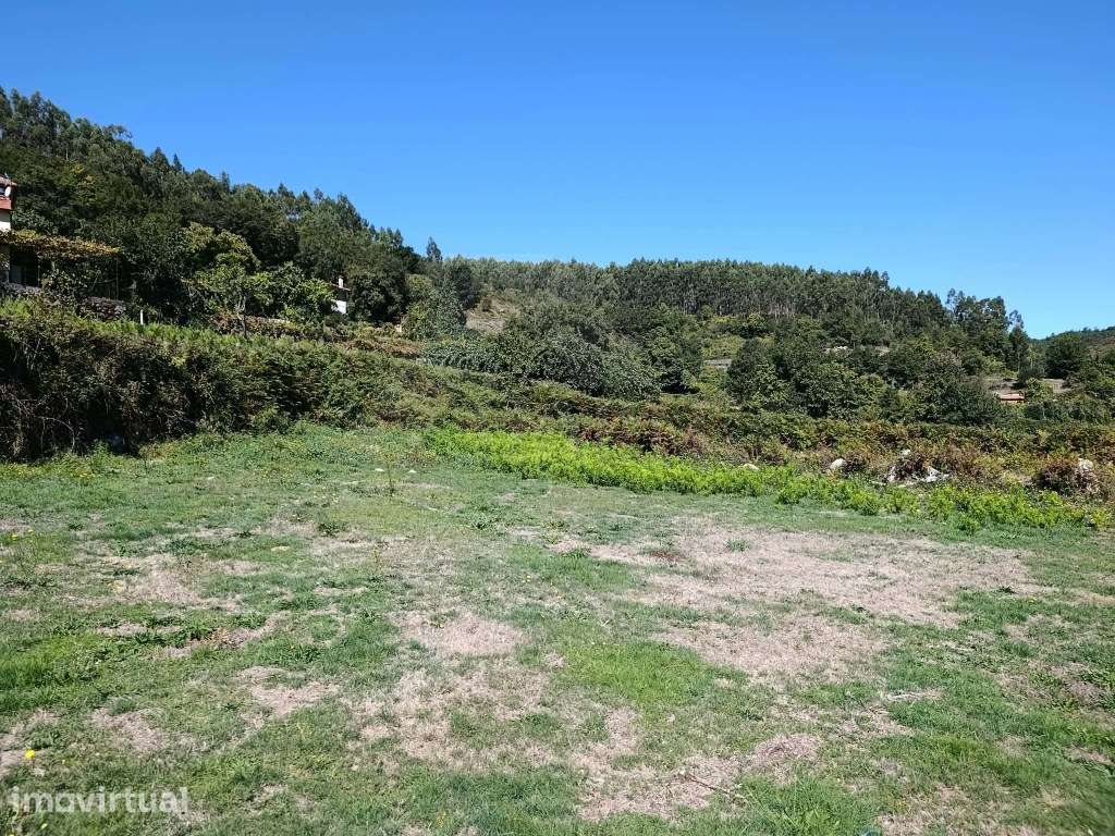 Terreno para Construção com 590 m² - Grande imagem: 2/11