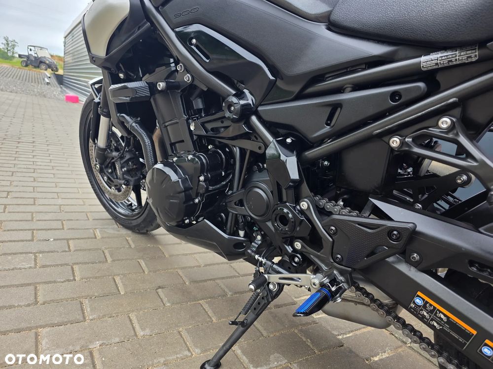 Kawasaki Z 900 - 9