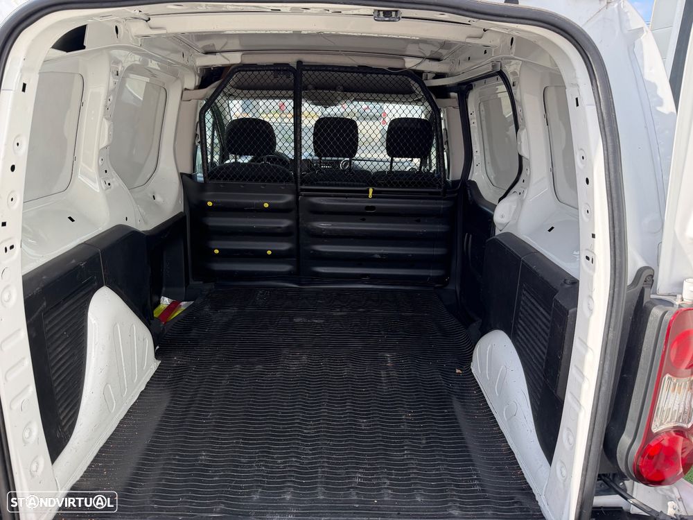 Peugeot PARTNER 1.6 BLUEHDI - 10