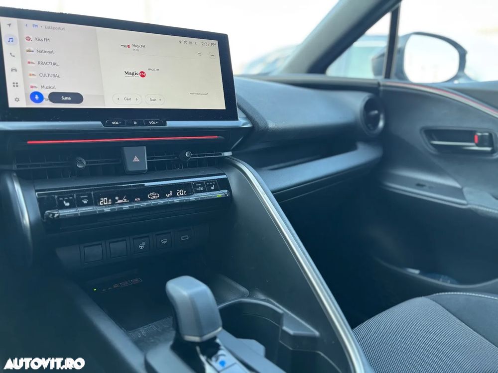 Toyota C-HR 2.0 PHEV 223 CP 4x2 CVT Exclusive - 9