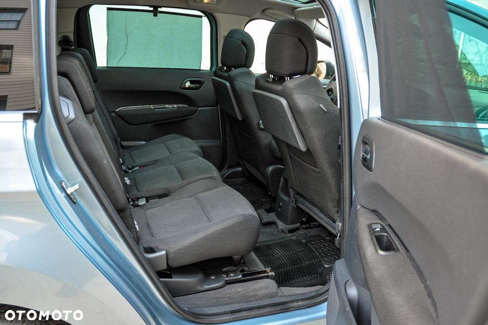 Peugeot 5008 - 10
