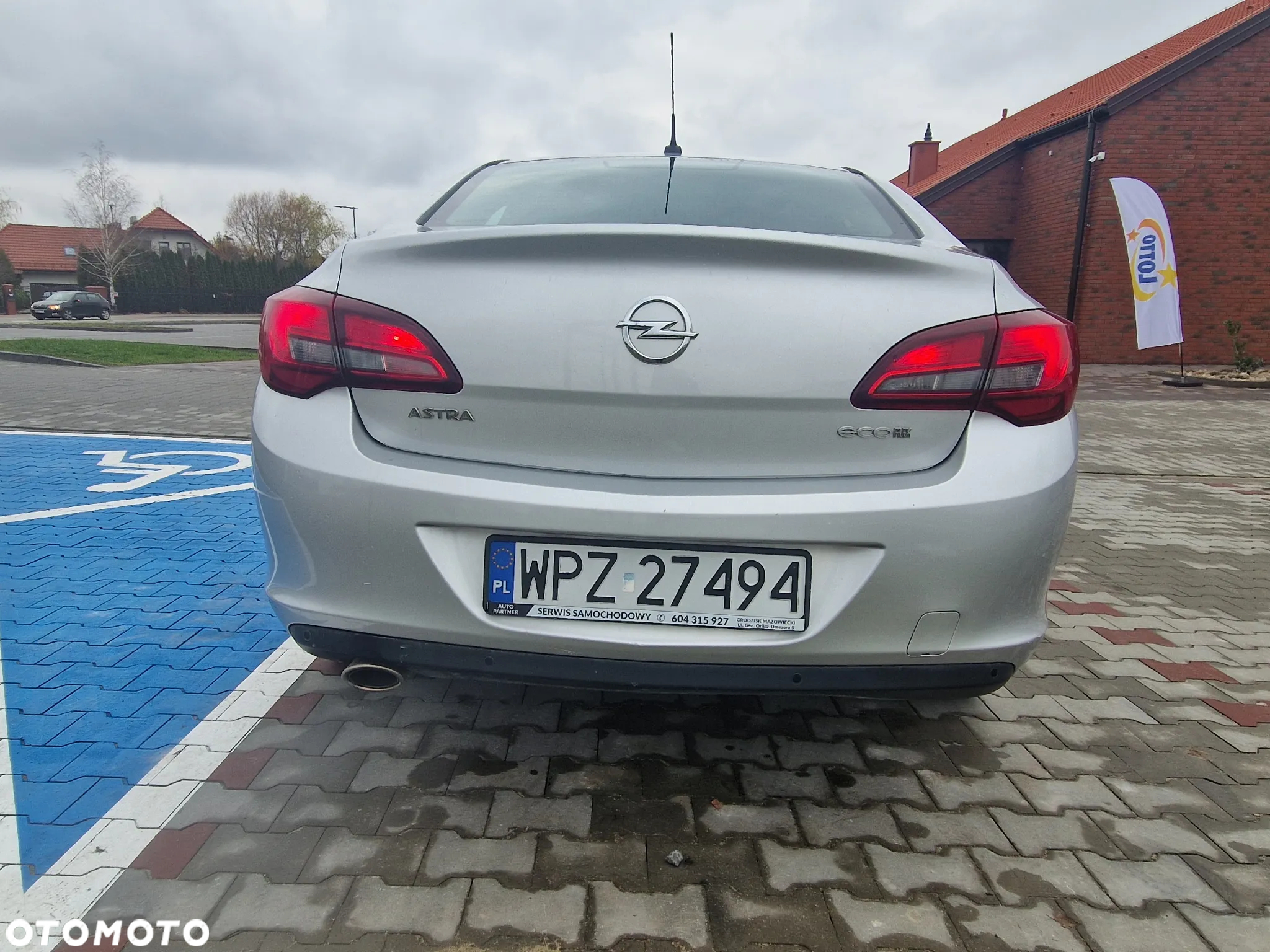 Opel Astra IV 1.4 T Active - 10